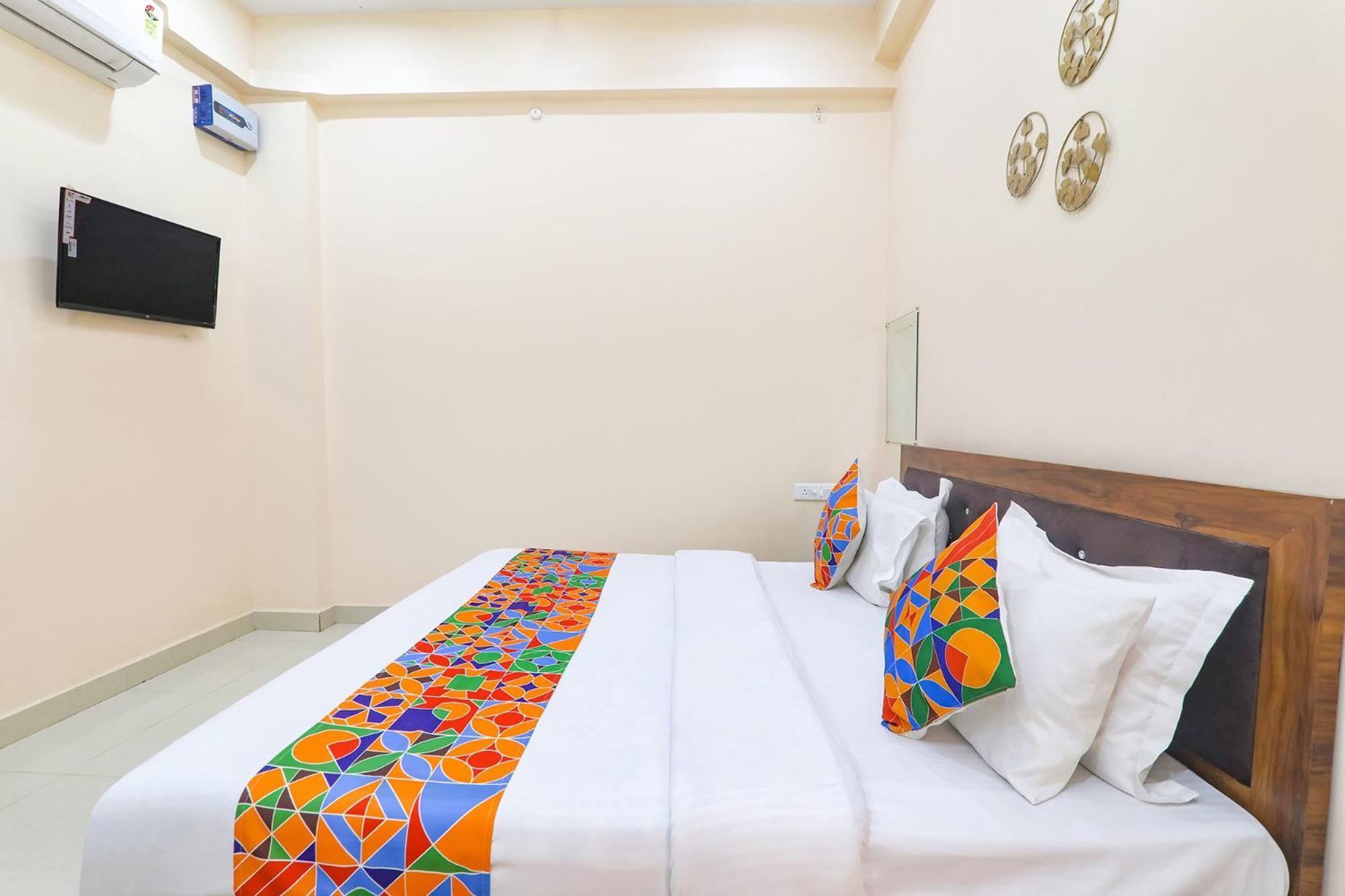 Fabhotel Rk Palace Ayodhya 외부 사진