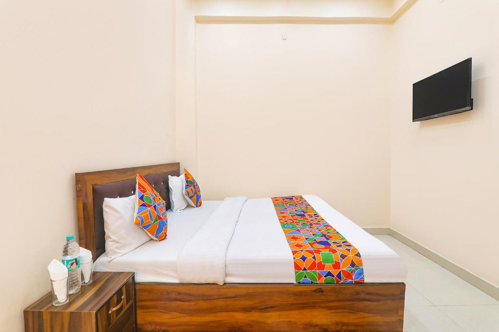 Fabhotel Rk Palace Ayodhya 외부 사진